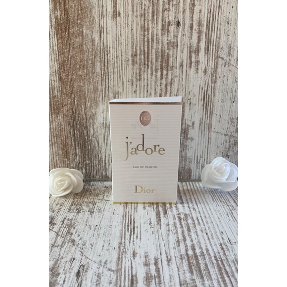 🎉 Host Pick 🎉 Brand new Dior exclusive bundle - Picture 3 of 7